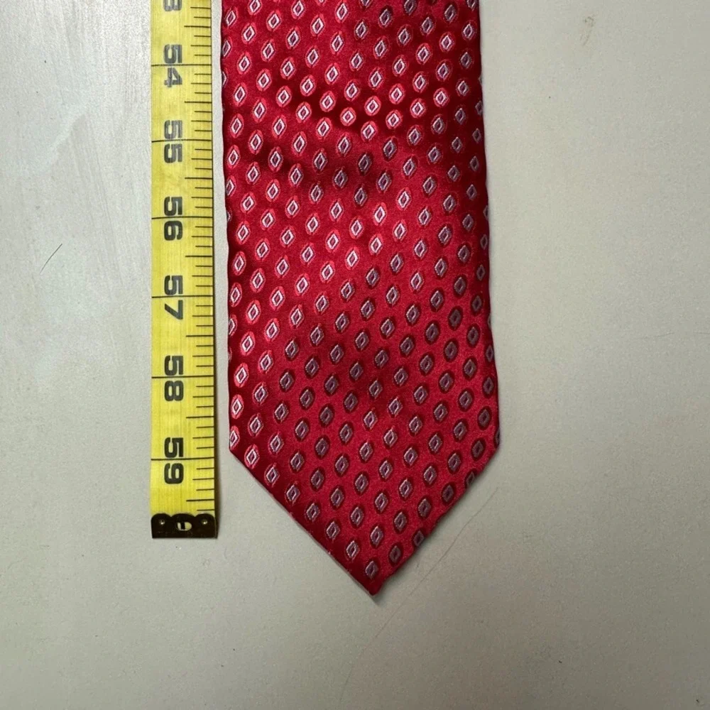 Maties by Caligiuri Red Silk Geometric Diamond Necktie Made in Italy Handmade